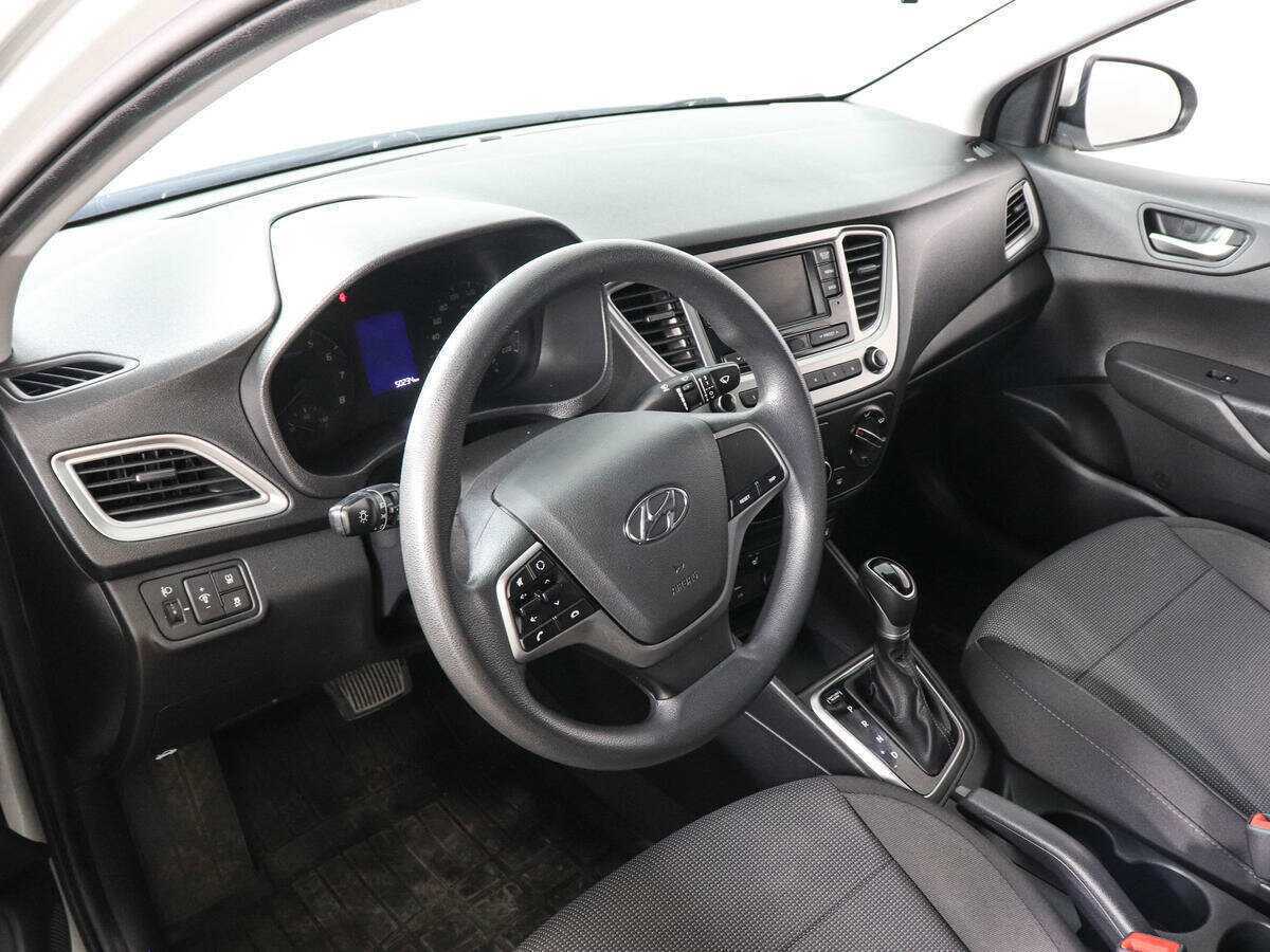 Hyundai Solaris с пробегом — 2020 год. Фото: #8