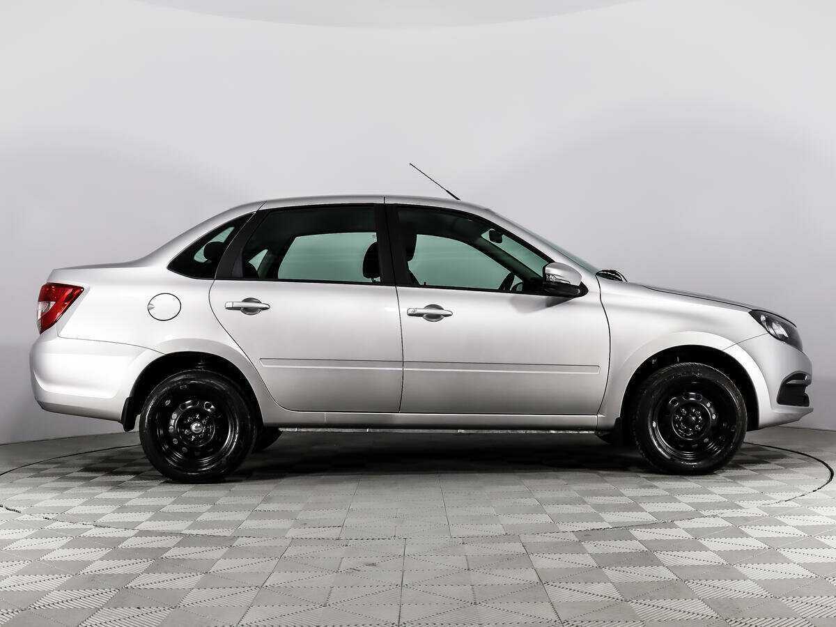 Lada (ВАЗ) Granta с пробегом — 2023 год. Фото: #3