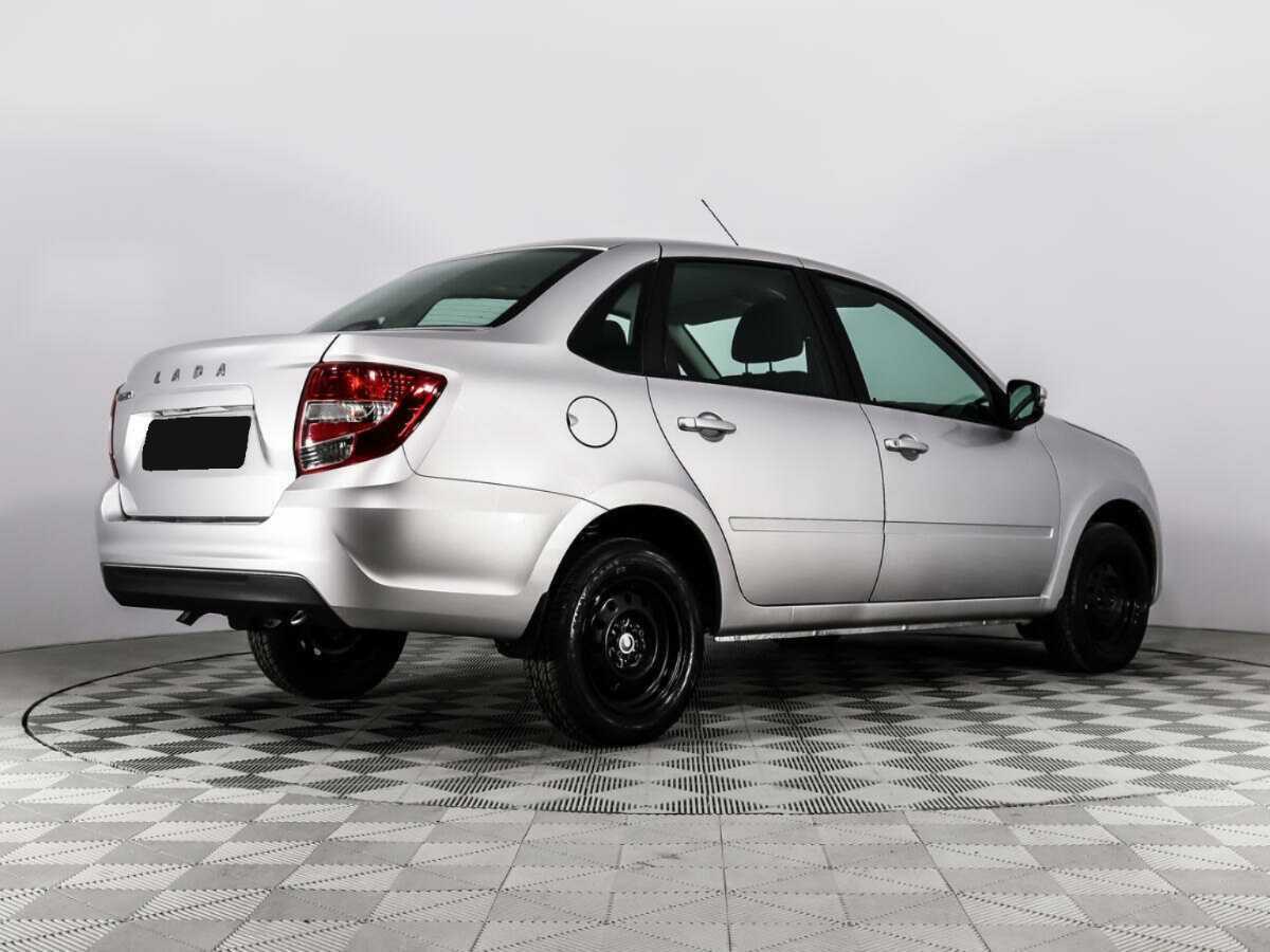 Lada (ВАЗ) Granta с пробегом — 2023 год. Фото: #4