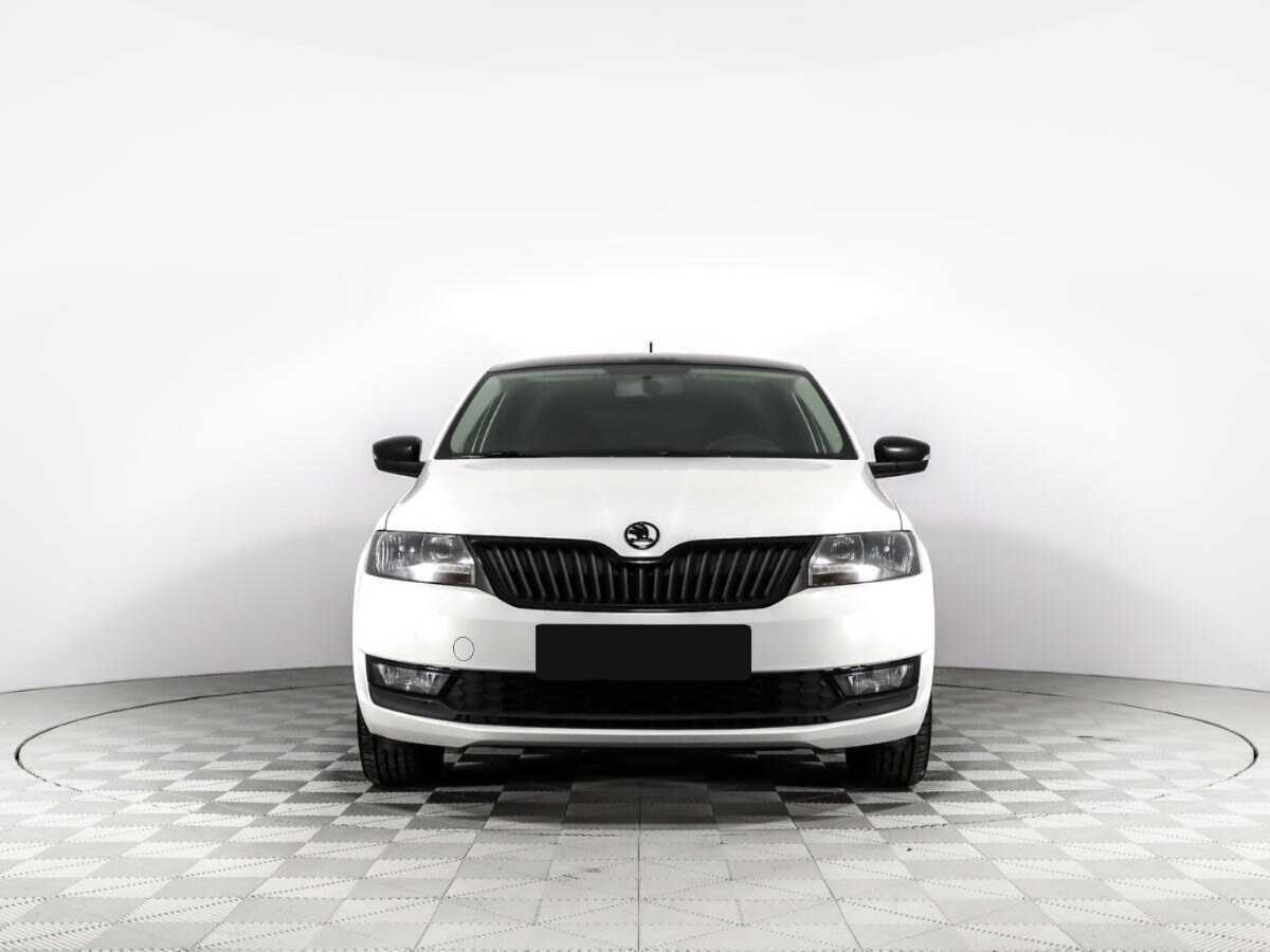 Skoda Rapid с пробегом — 2018 год. Фото: #1