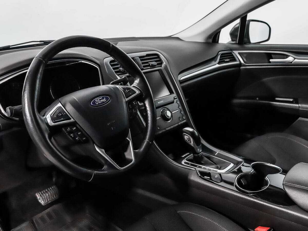 Ford Mondeo с пробегом — 2015 год. Фото: #8