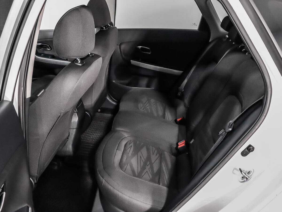 Kia Ceed с пробегом — 2016 год. Фото: #9