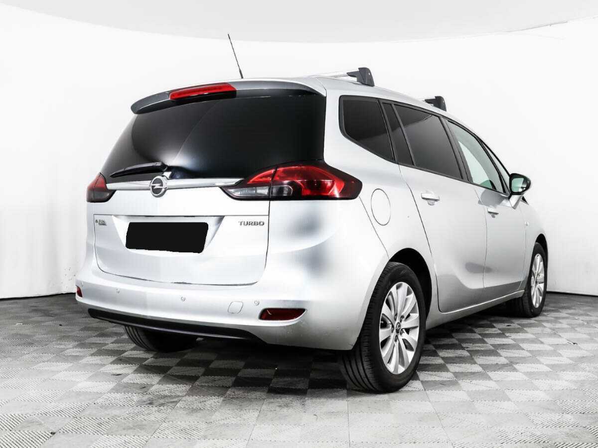 Opel Zafira с пробегом — 2014 год. Фото: #4