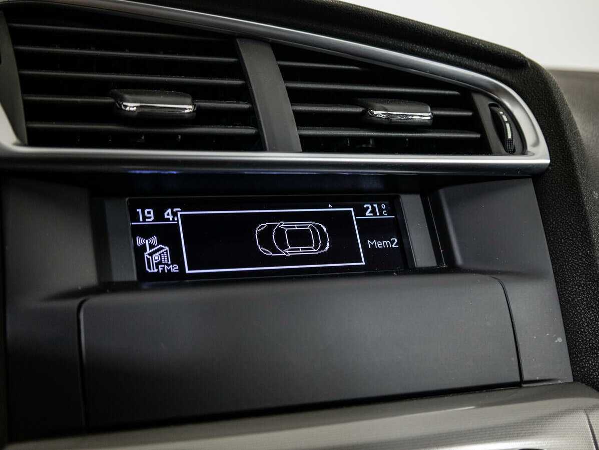 Citroen C4 с пробегом — 2020 год. Фото: #11