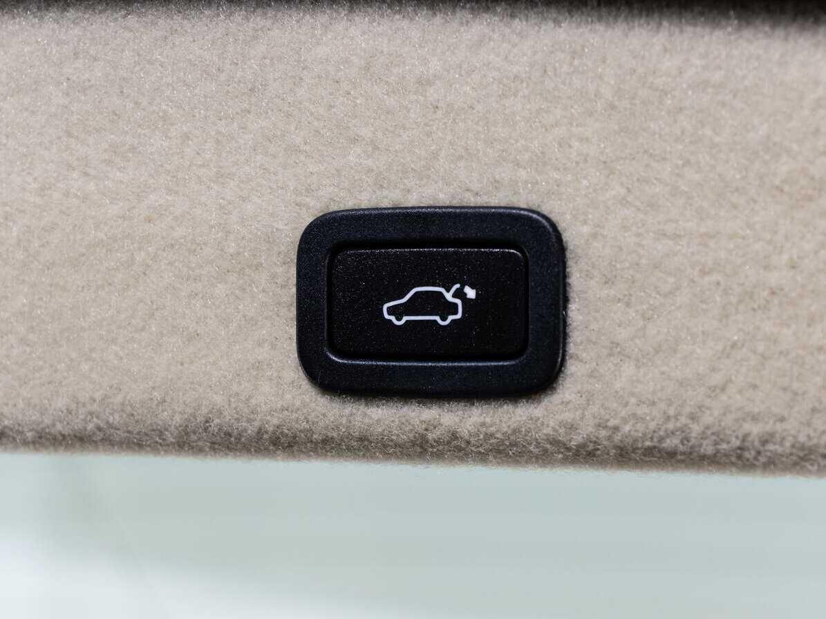 Volvo XC60 с пробегом — 2016 год. Фото: #14