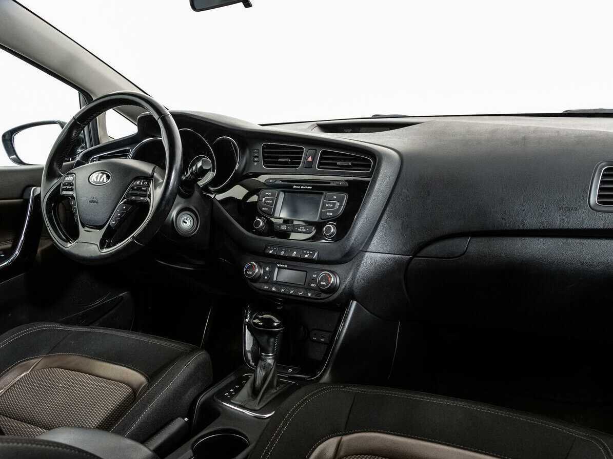Kia Ceed с пробегом — 2014 год. Фото: #6