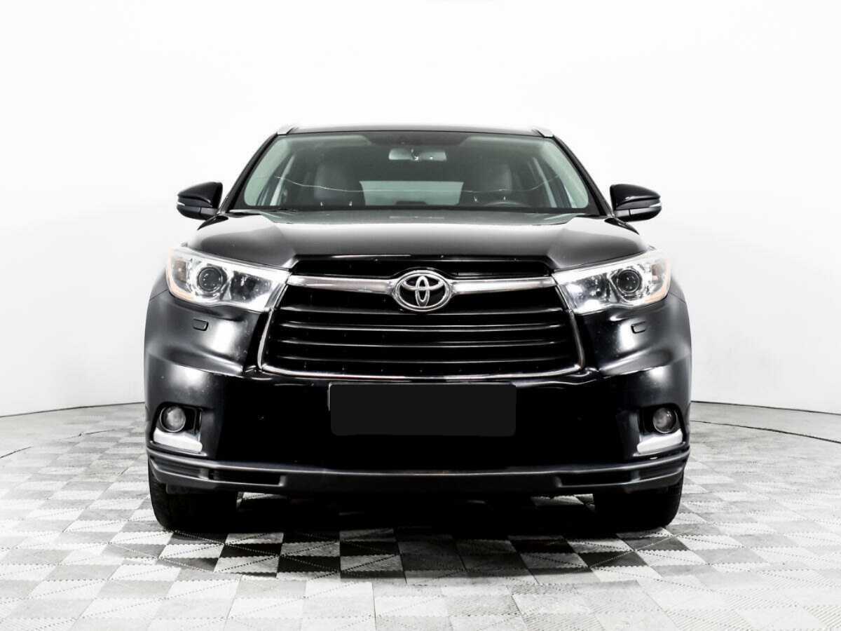 Toyota Highlander с пробегом — 2014 год. Фото: #1