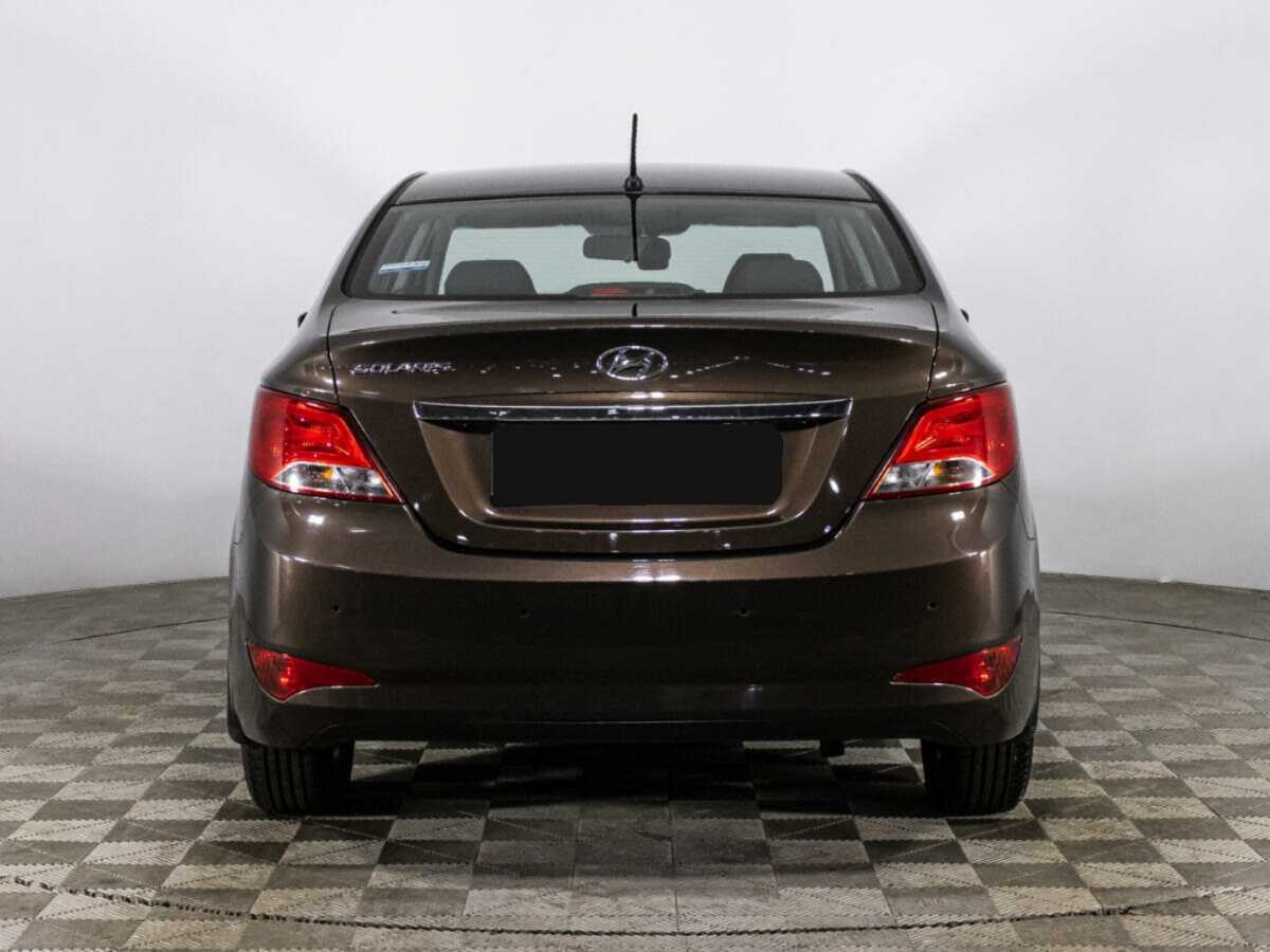 Hyundai Solaris с пробегом — 2016 год. Фото: #5