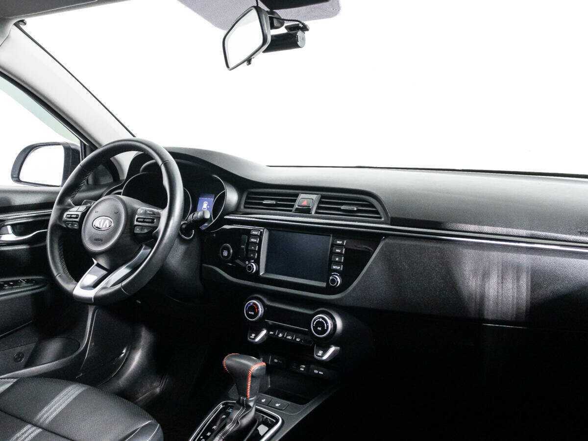 Kia Rio с пробегом — 2020 год. Фото: #8