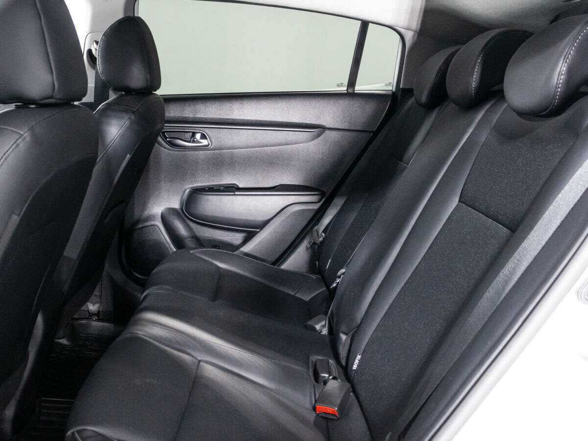 Kia Rio с пробегом — 2020 год. Фото: #9