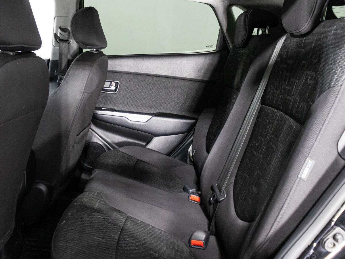 Kia Rio с пробегом — 2017 год. Фото: #9