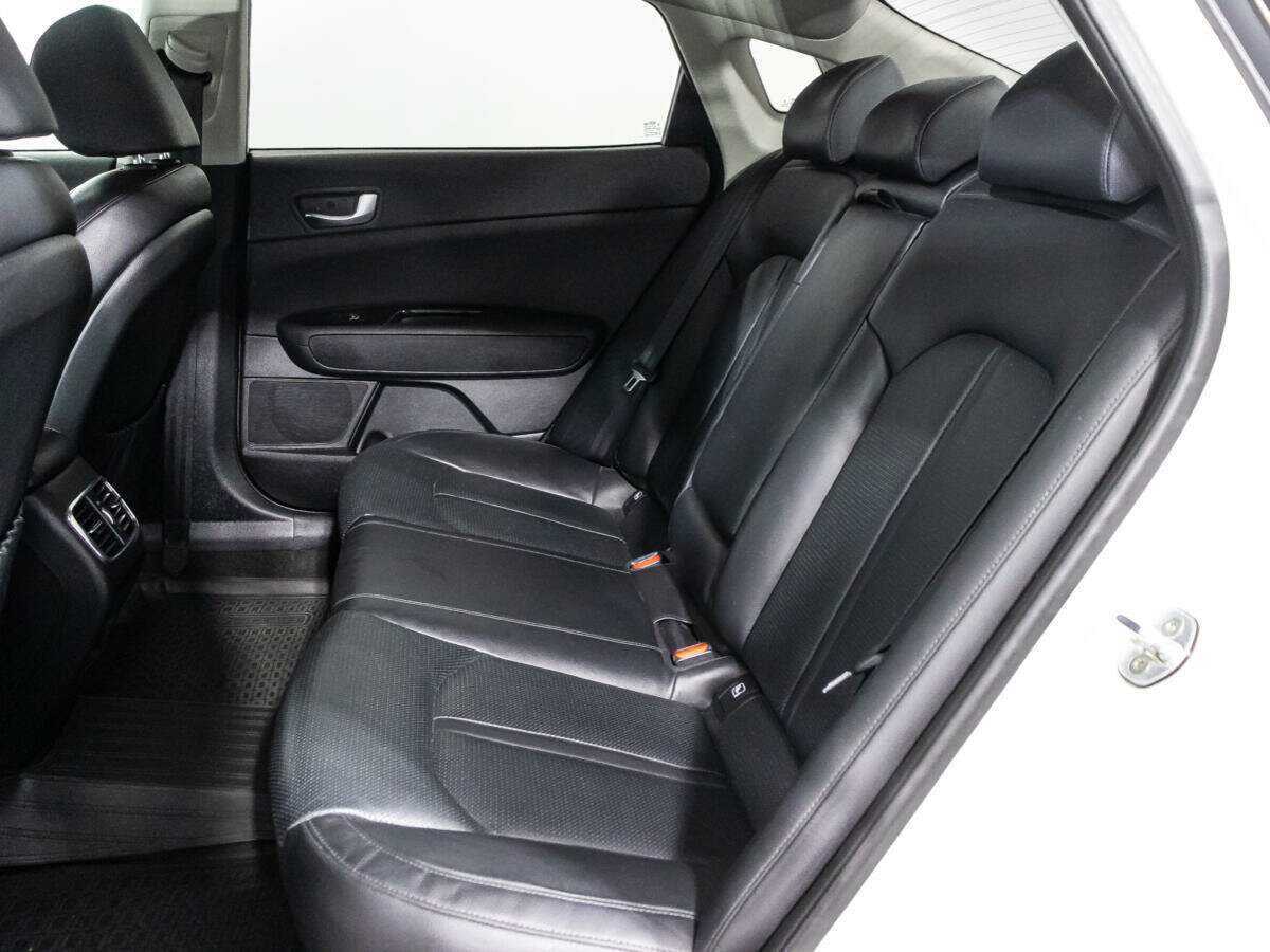 Kia Optima с пробегом — 2016 год. Фото: #9
