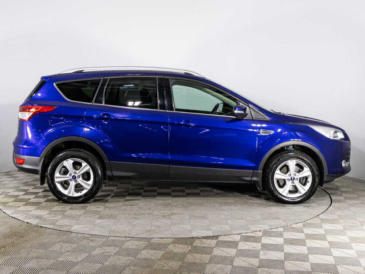 Ford Kuga с пробегом — 2016 год. Фото: #3