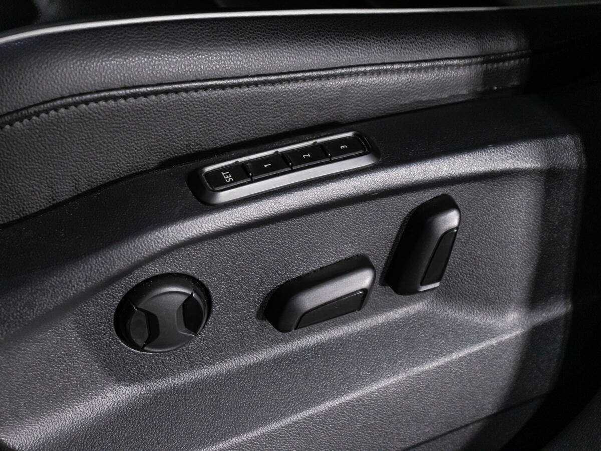 Volkswagen Tiguan с пробегом — 2018 год. Фото: #21