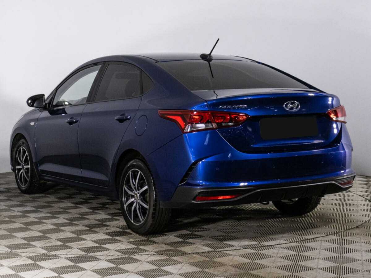 Hyundai Solaris с пробегом — 2021 год. Фото: #6