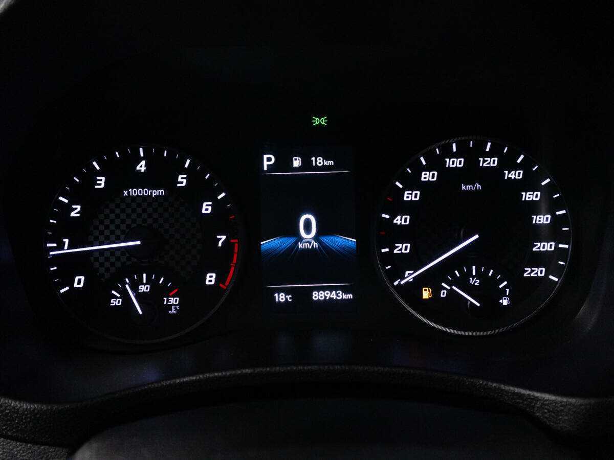 Hyundai Solaris с пробегом — 2021 год. Фото: #11