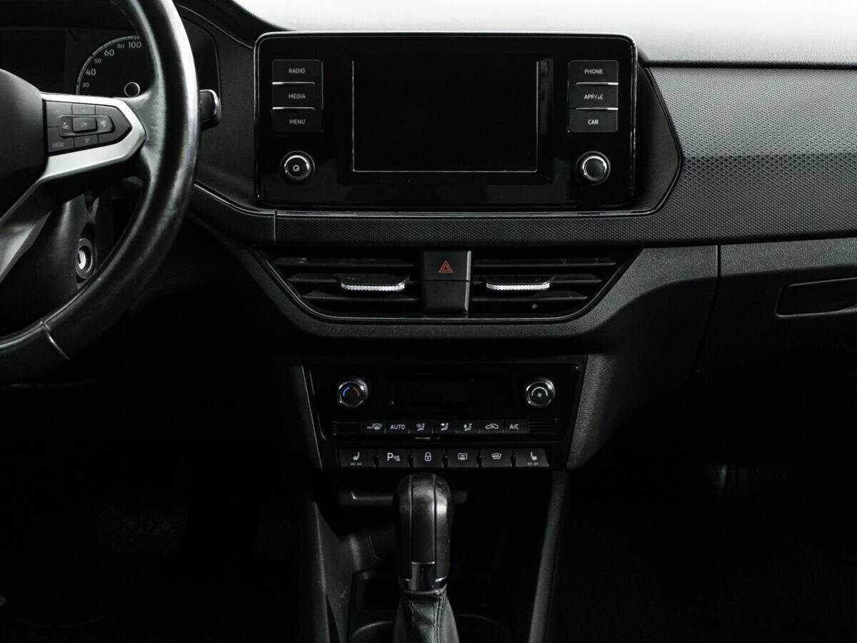 Volkswagen Polo с пробегом — 2021 год. Фото: #13