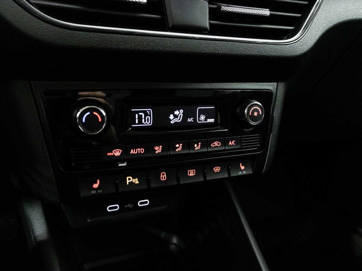 Volkswagen Polo с пробегом — 2021 год. Фото: #16