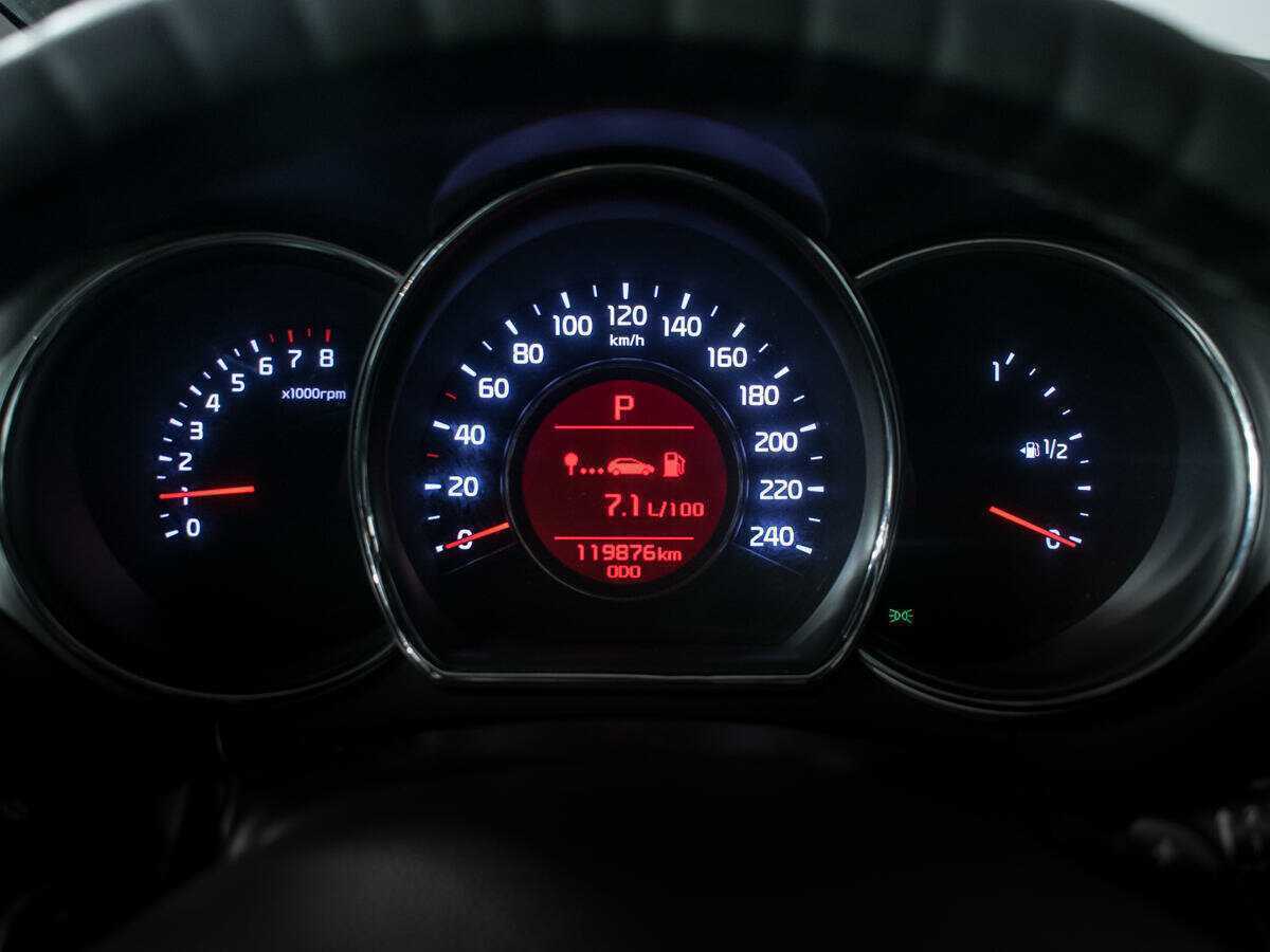 Kia Ceed с пробегом — 2013 год. Фото: #9