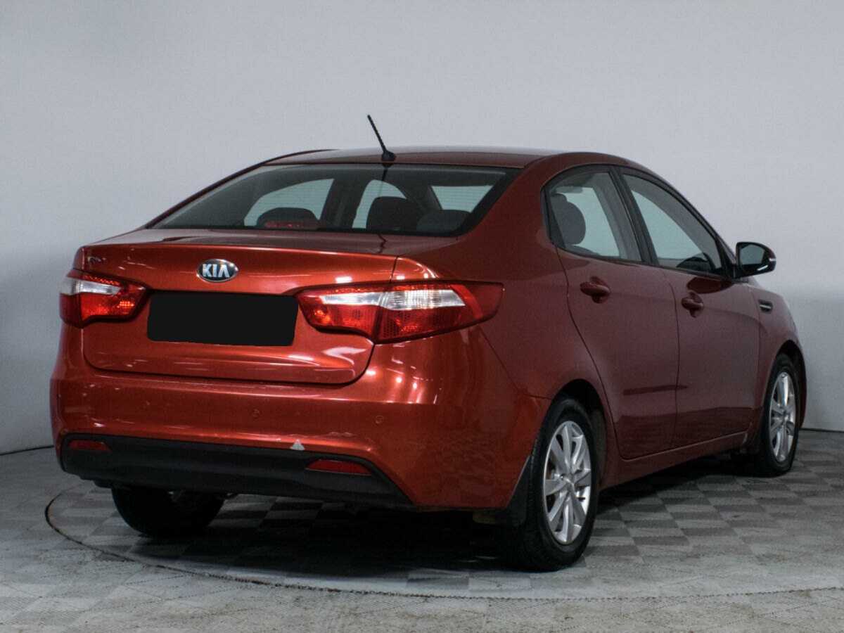 Kia Rio с пробегом — 2013 год. Фото: #4