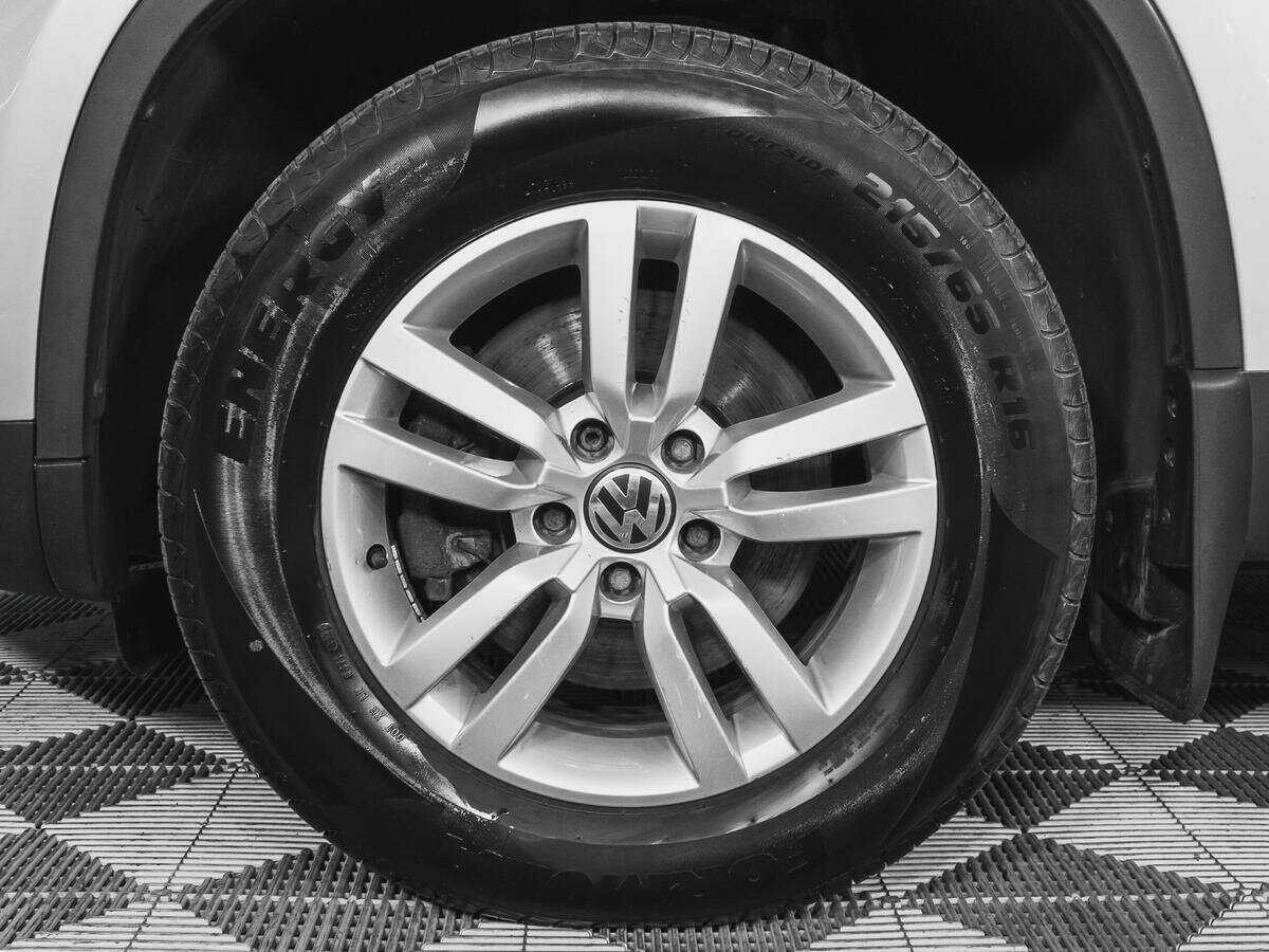 Volkswagen Tiguan с пробегом — 2014 год. Фото: #14