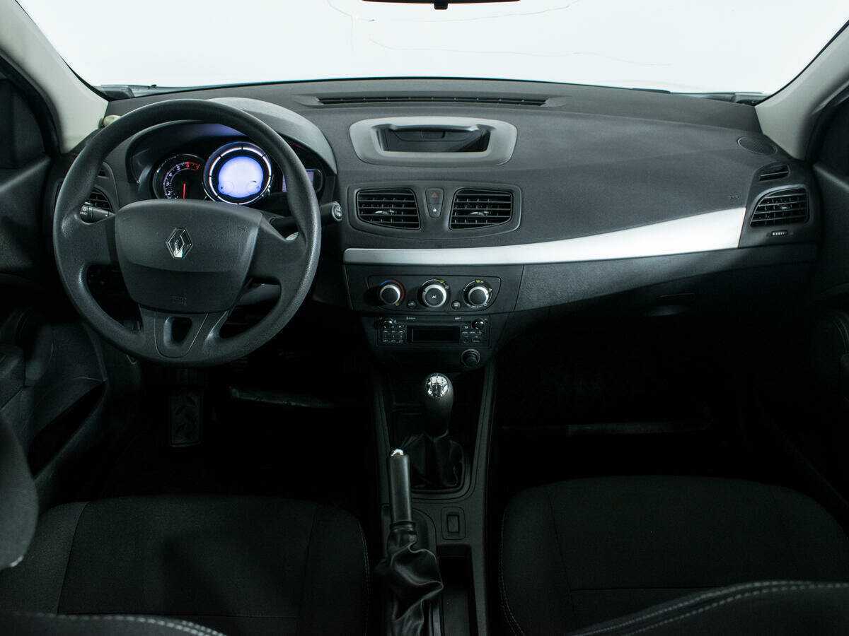 Renault Fluence с пробегом — 2013 год. Фото: #9