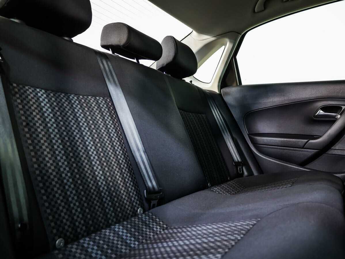 Volkswagen Polo с пробегом — 2016 год. Фото: #10