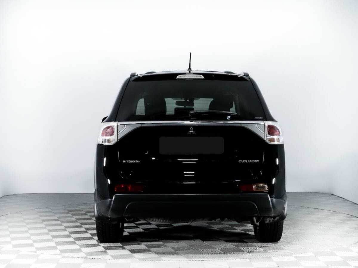 Mitsubishi Outlander с пробегом — 2013 год. Фото: #5