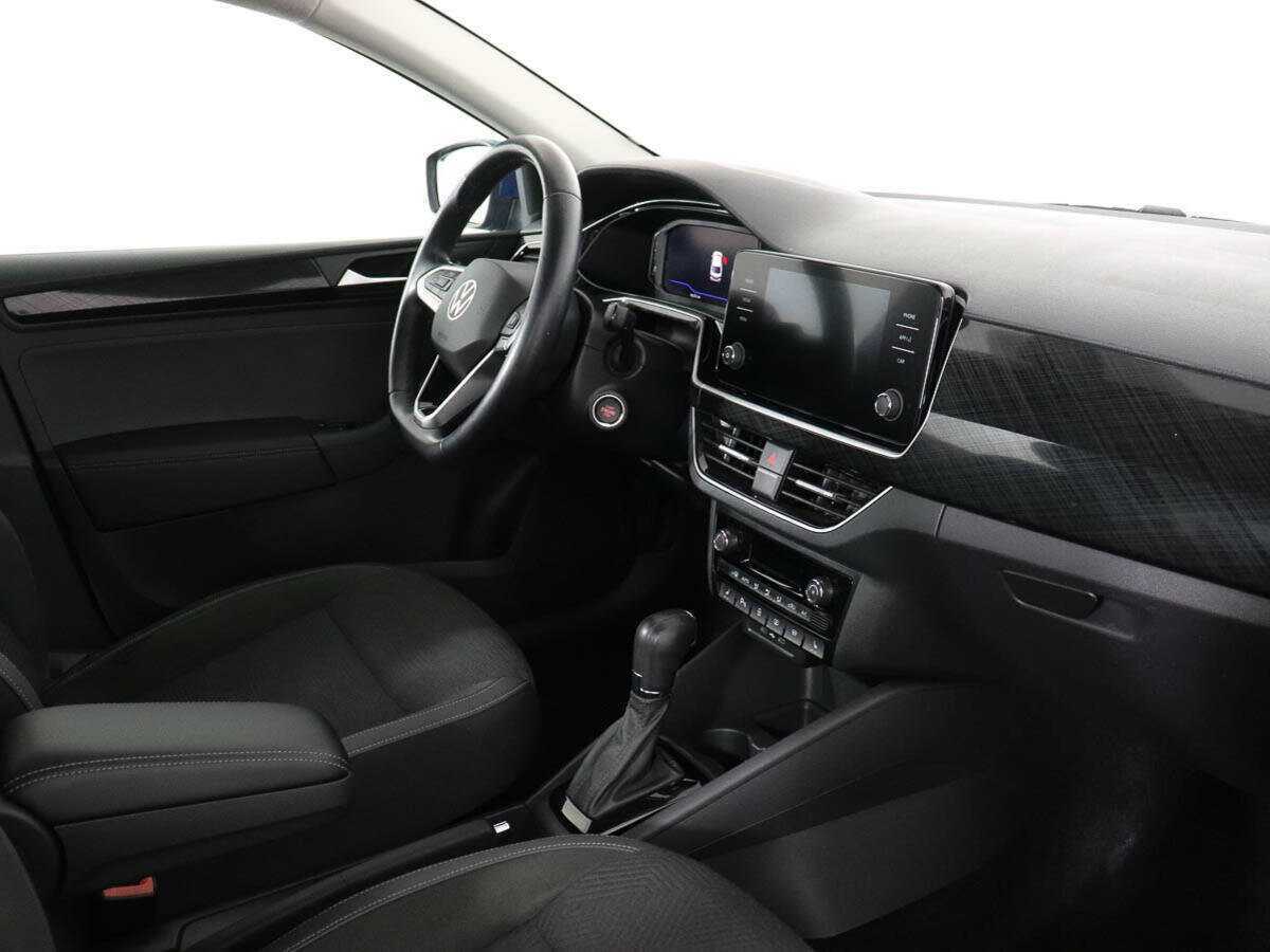 Volkswagen Polo с пробегом — 2020 год. Фото: #5