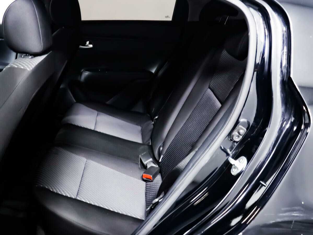 Kia Rio с пробегом — 2020 год. Фото: #11