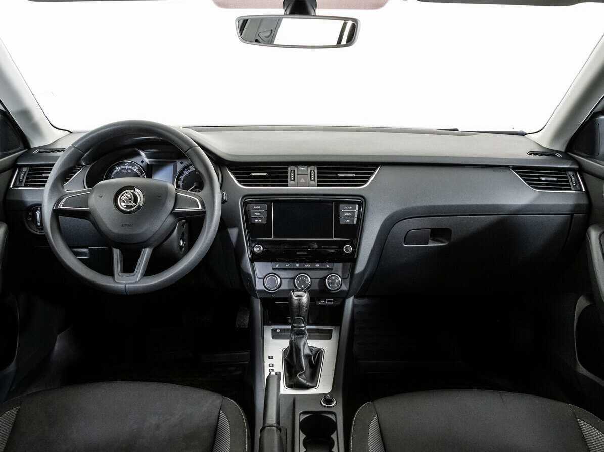 Skoda Octavia с пробегом — 2018 год. Фото: #9