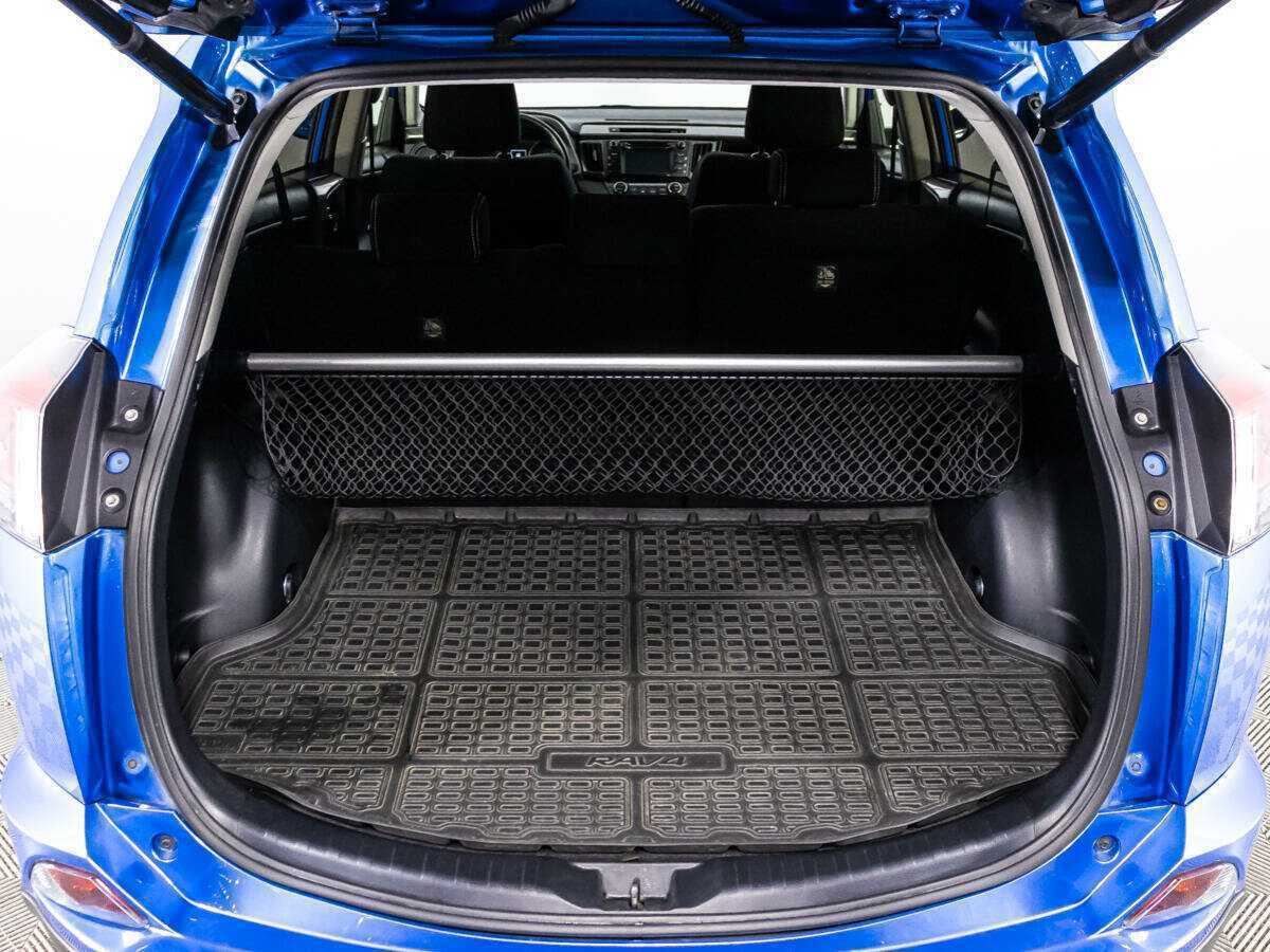 Toyota RAV4 с пробегом — 2016 год. Фото: #14
