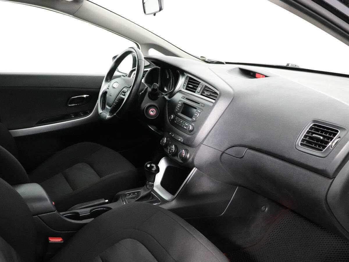 Kia Ceed с пробегом — 2016 год. Фото: #8