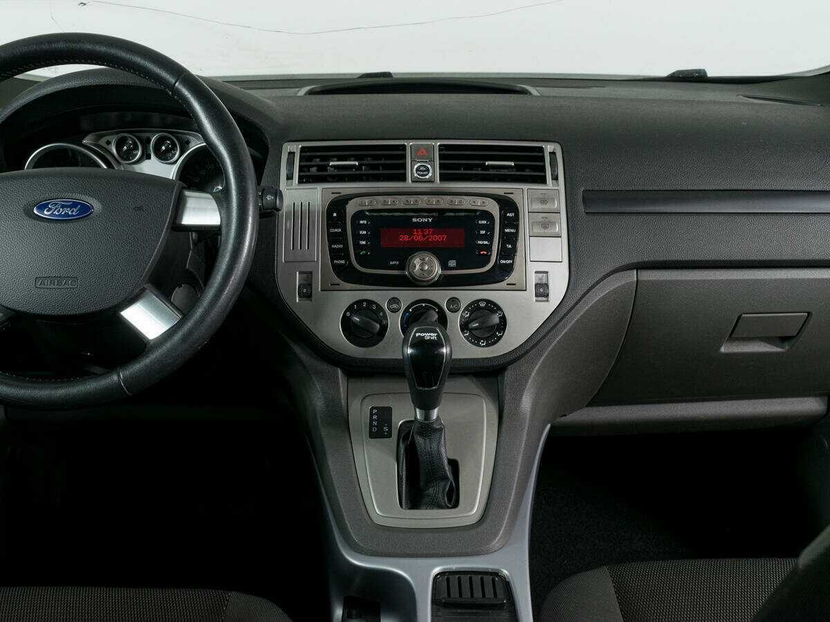 Ford Kuga с пробегом — 2012 год. Фото: #5