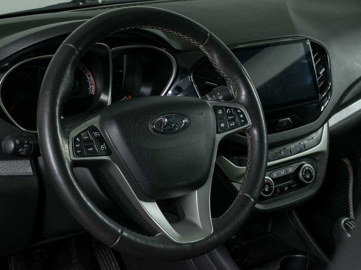 Lada (ВАЗ) Vesta с пробегом — 2020 год. Фото: #10