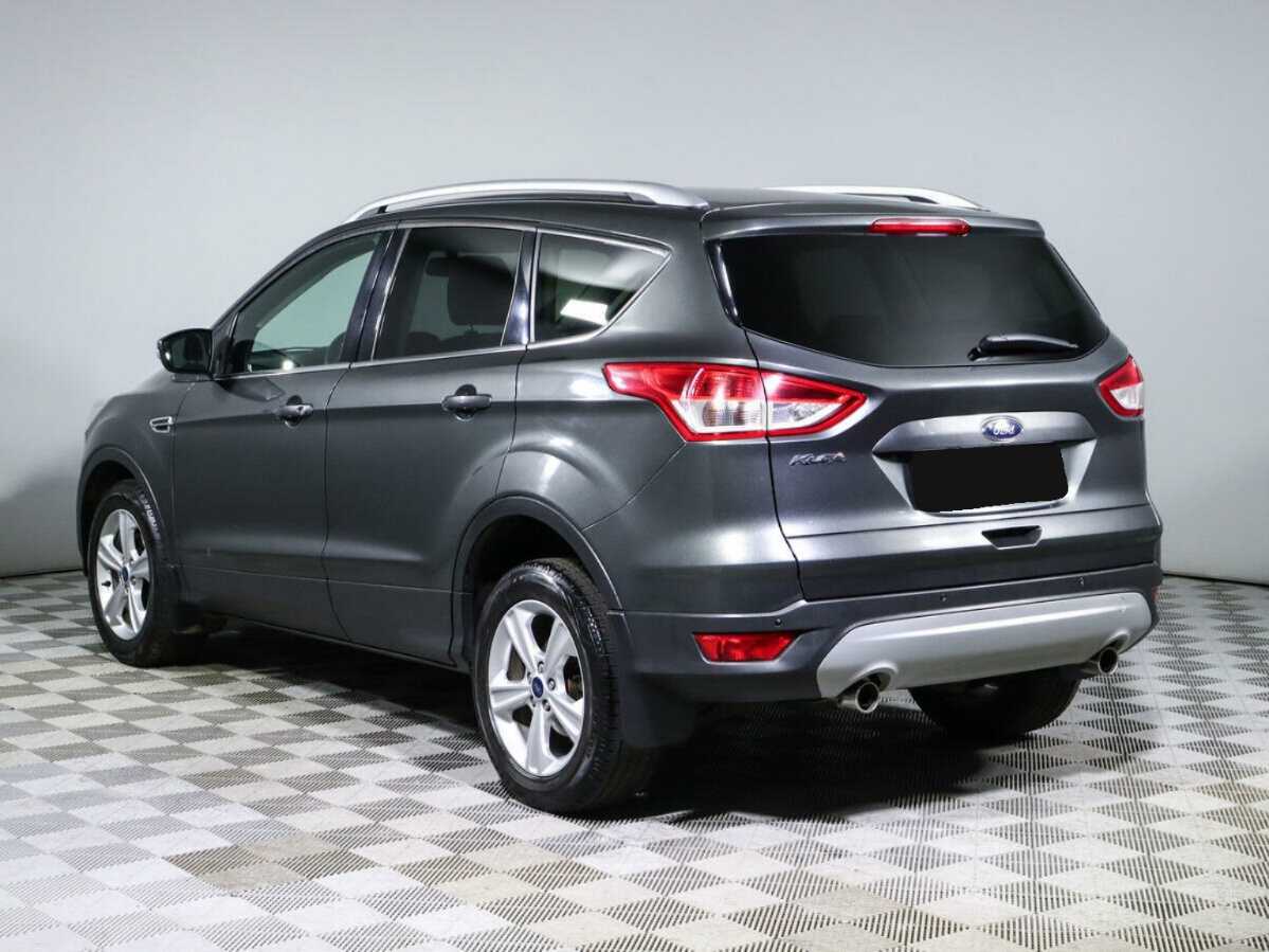 Ford Kuga с пробегом — 2015 год. Фото: #5