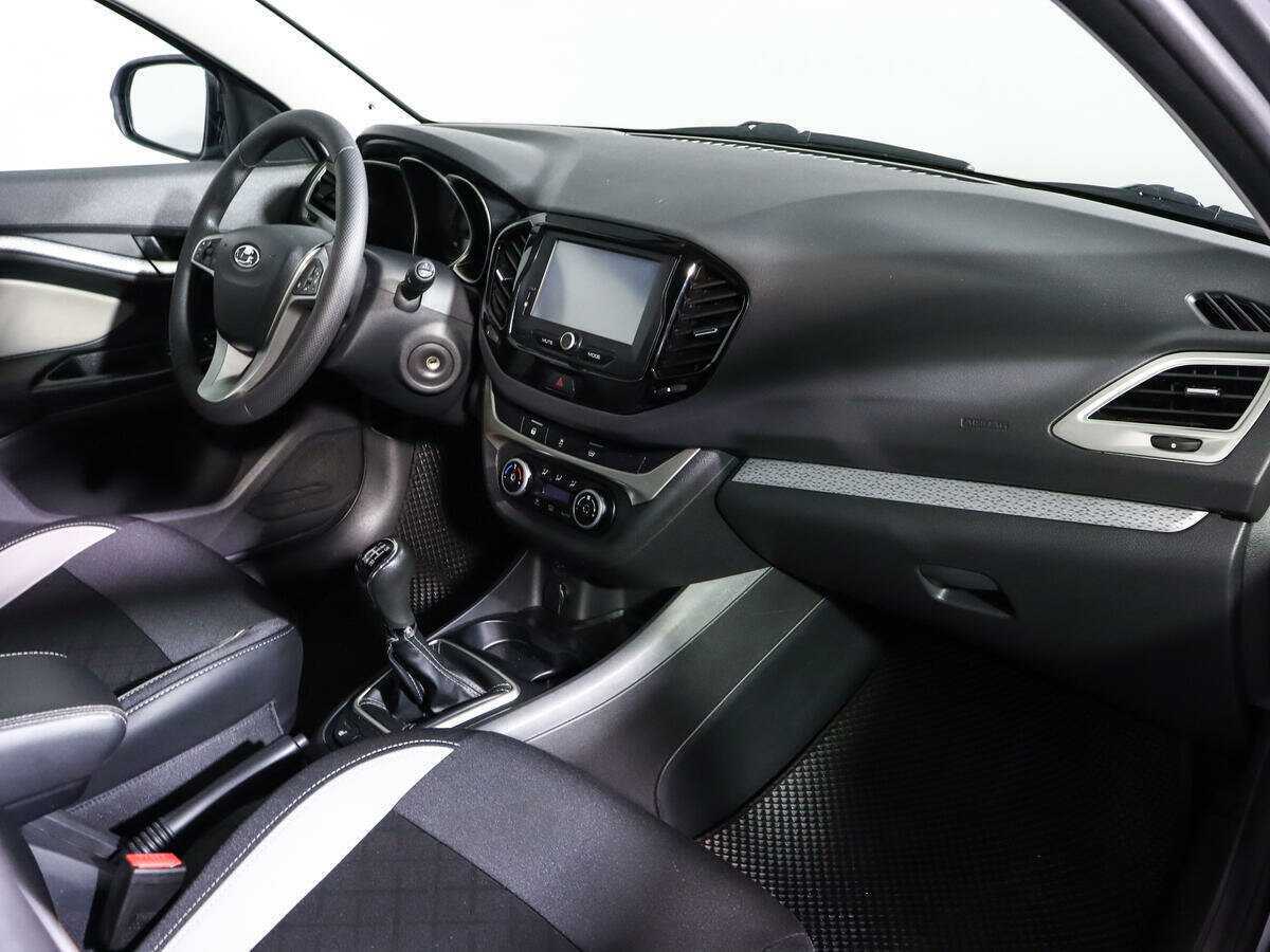 Lada (ВАЗ) Vesta с пробегом — 2019 год. Фото: #6