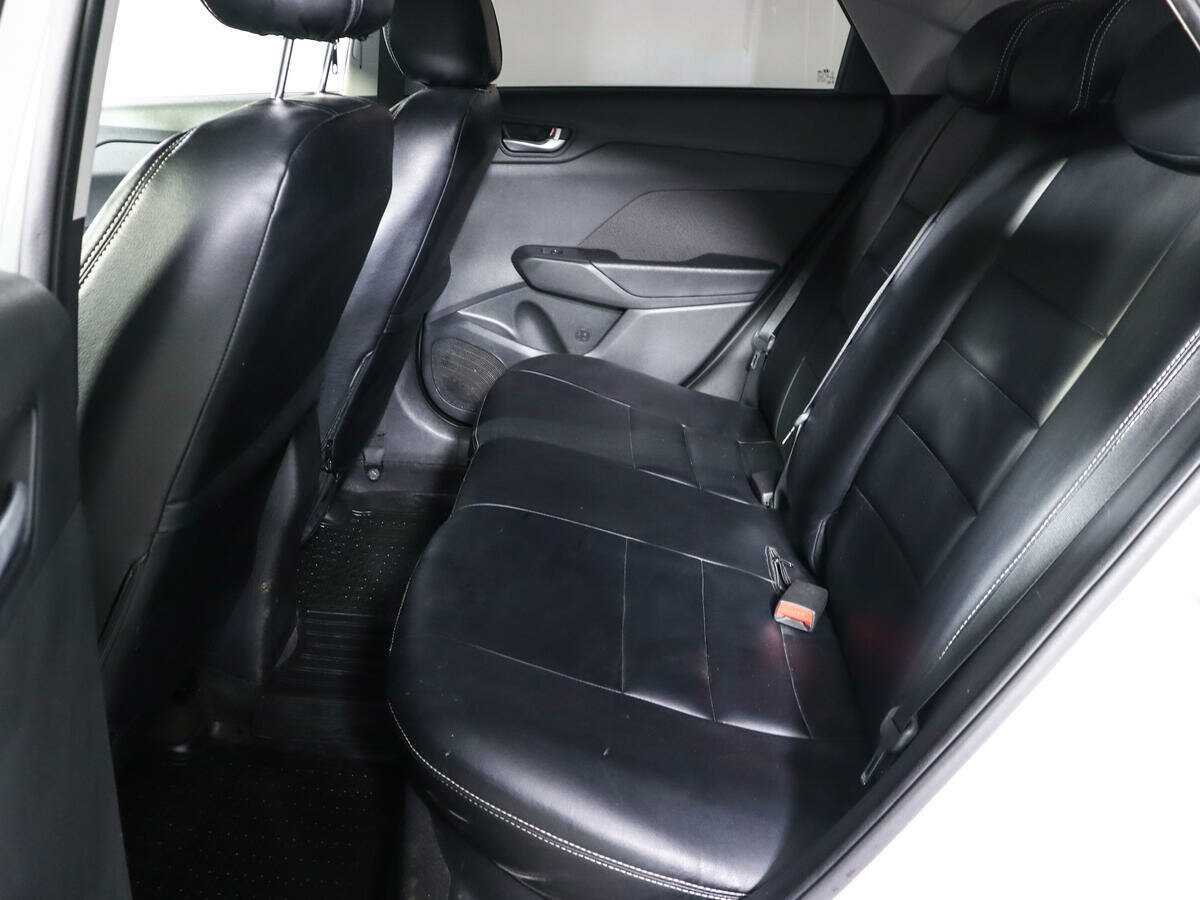 Hyundai Solaris с пробегом — 2018 год. Фото: #8