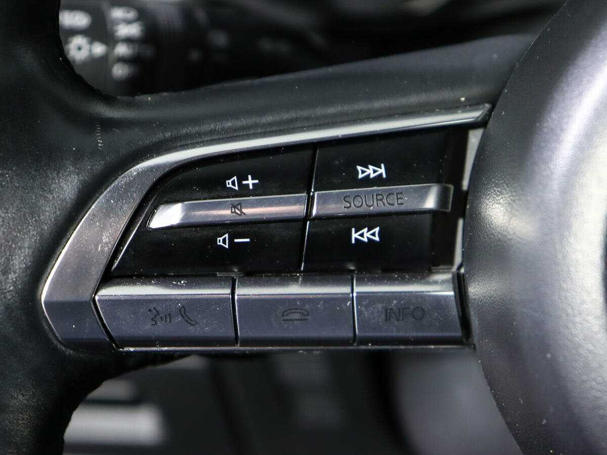 Mazda 3 с пробегом — 2019 год. Фото: #18