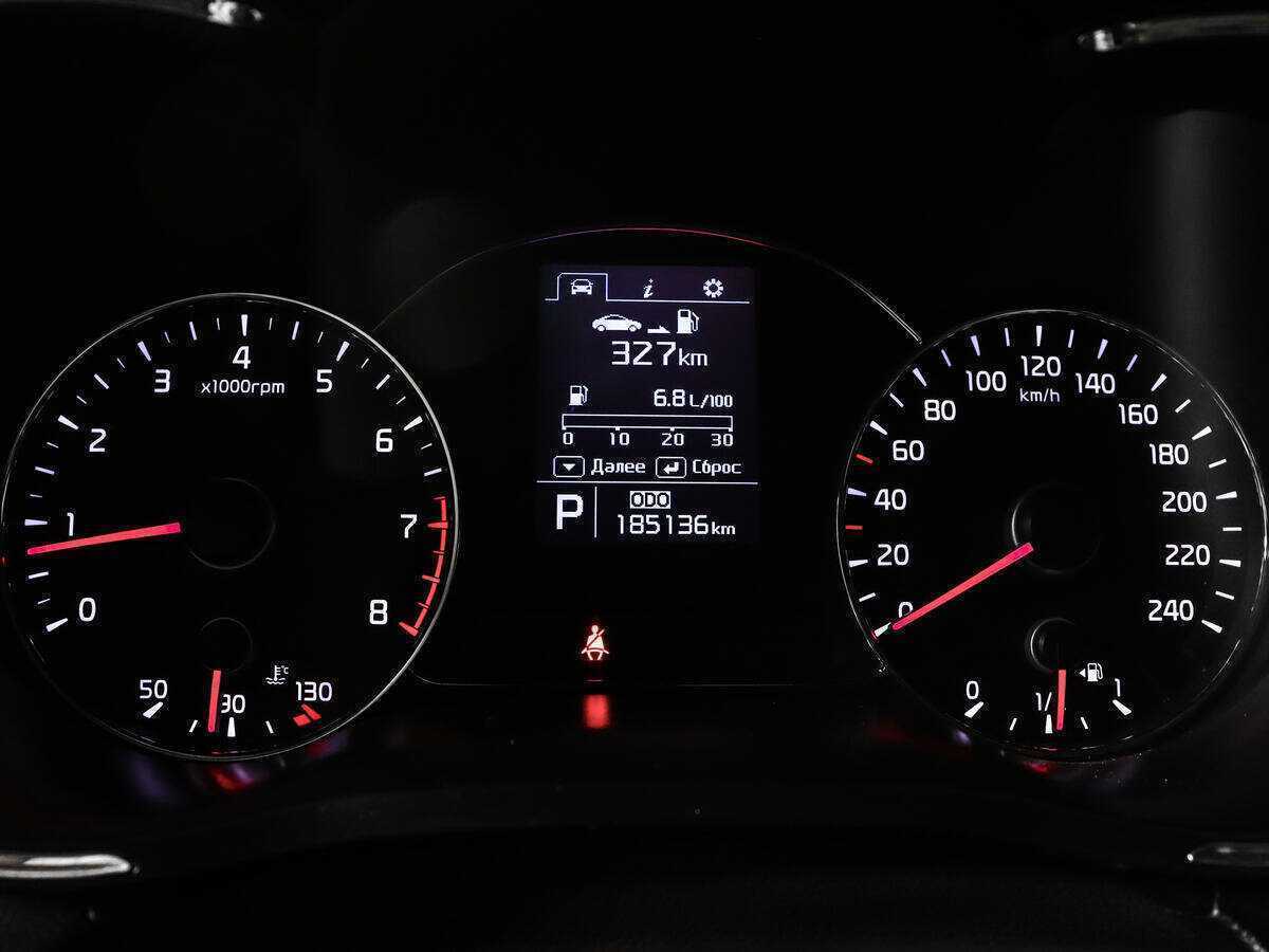 Kia Cerato с пробегом — 2014 год. Фото: #10