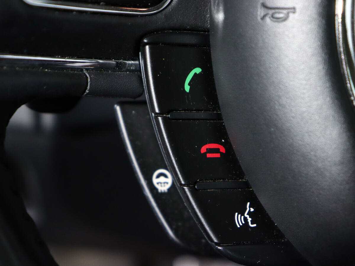 Jaguar XJ с пробегом — 2014 год. Фото: #25