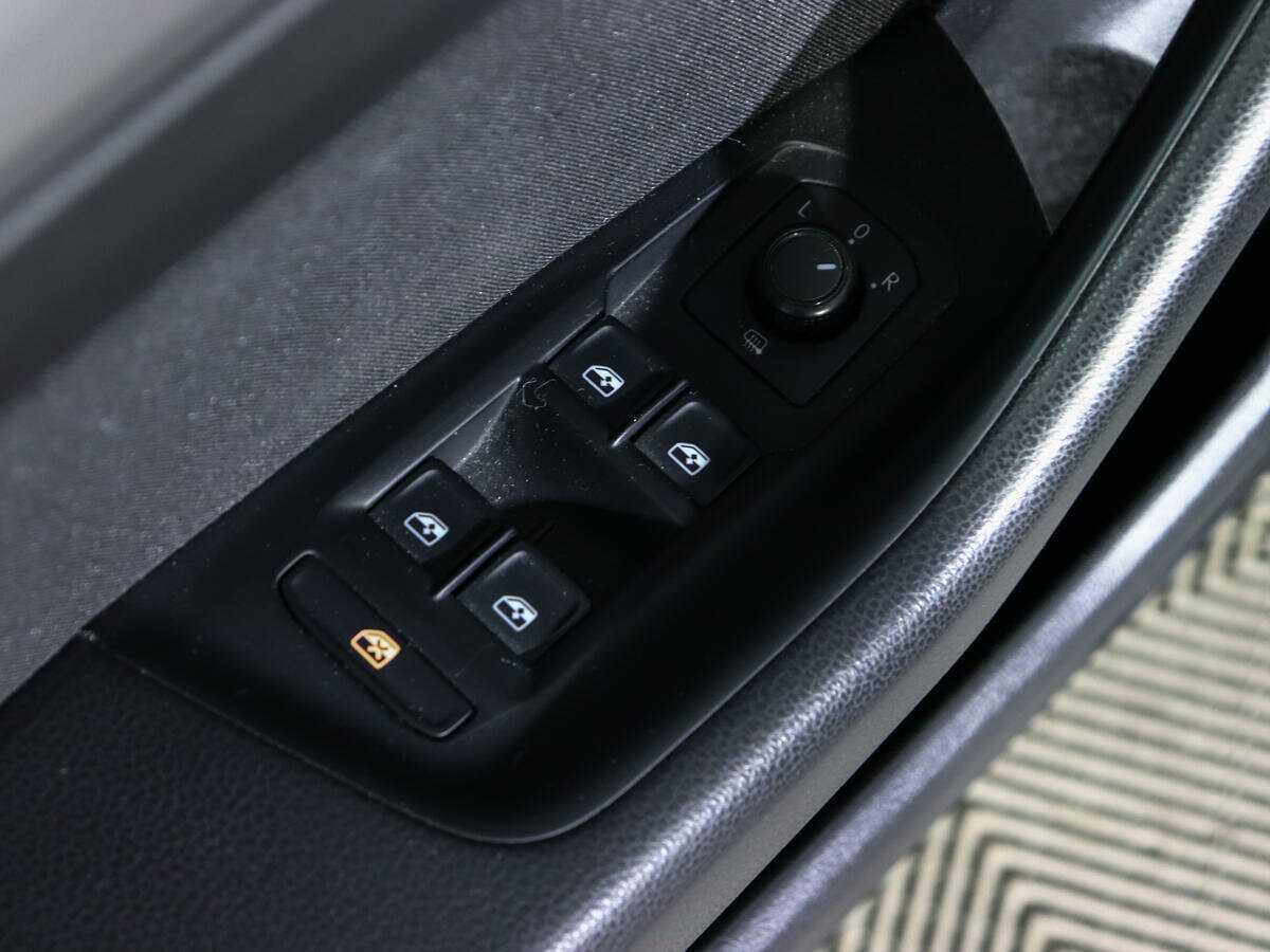 Volkswagen Passat с пробегом — 2016 год. Фото: #12