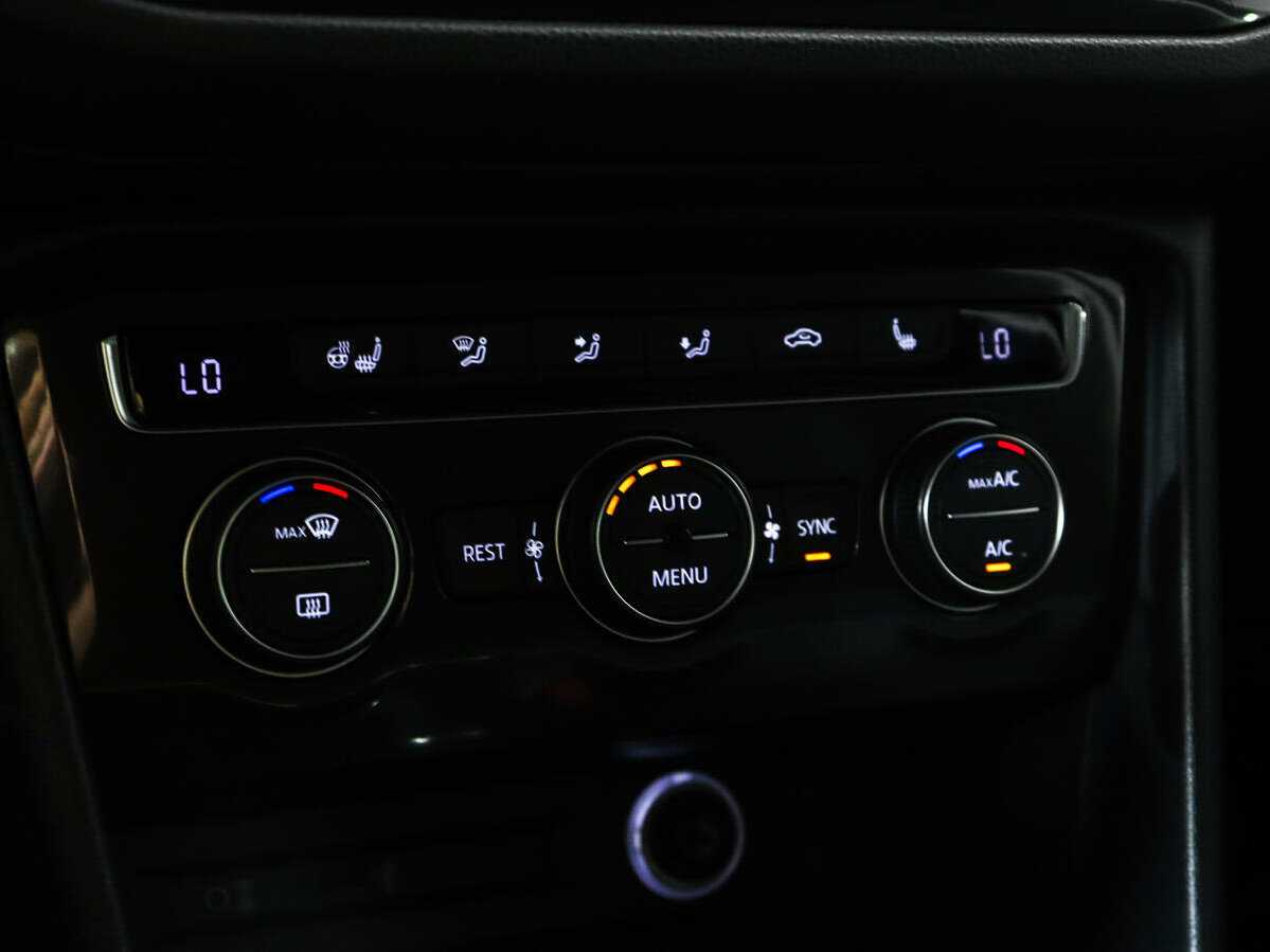 Volkswagen Tiguan с пробегом — 2017 год. Фото: #15