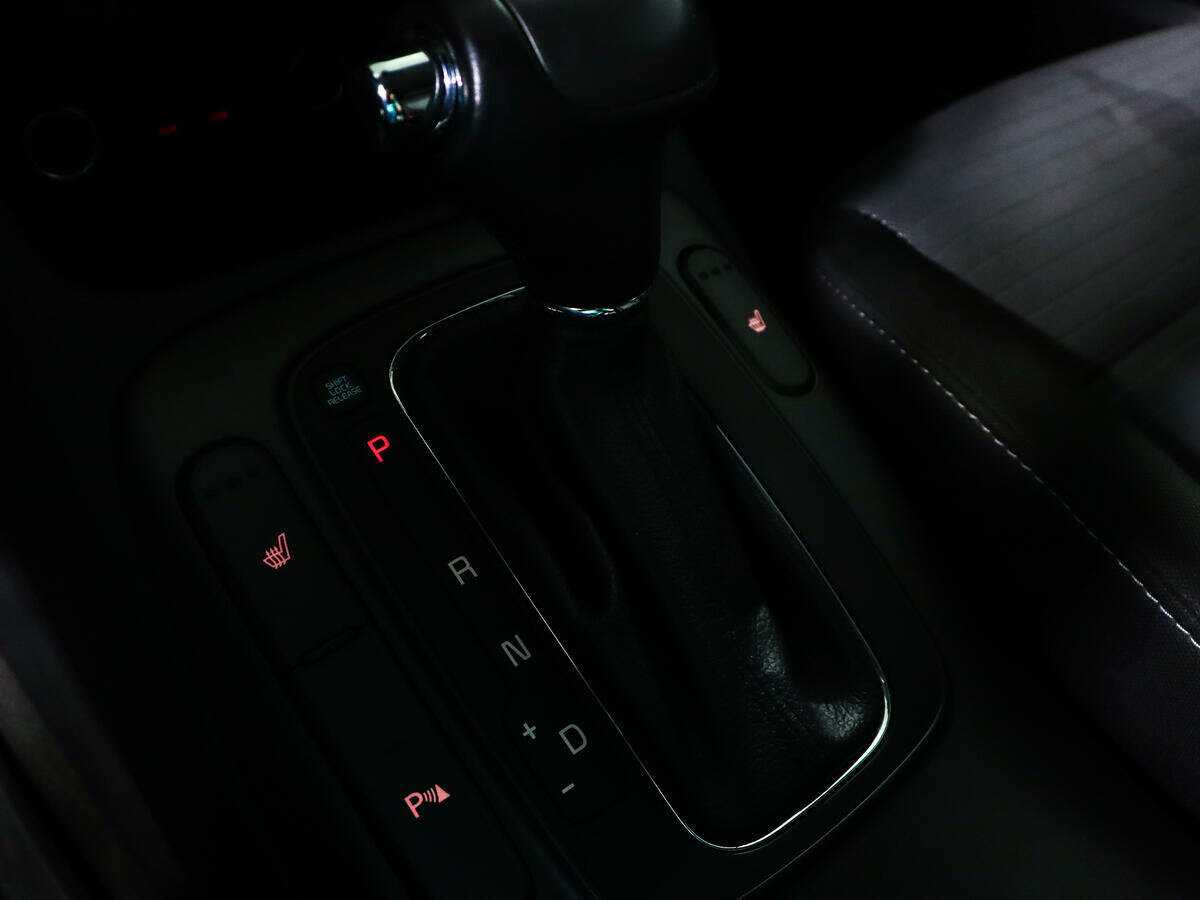 Kia Cerato с пробегом — 2015 год. Фото: #16