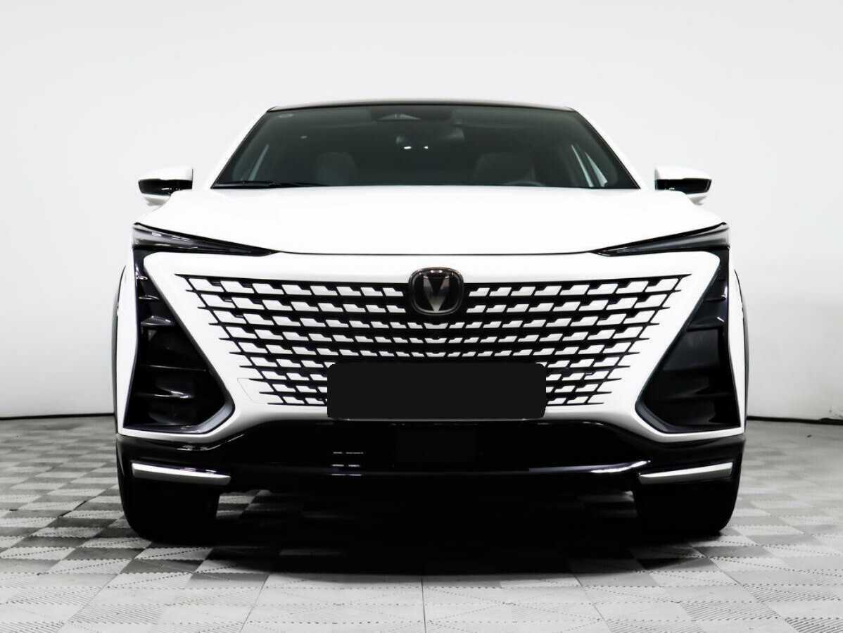 Changan UNI-T с пробегом — 2023 год. Фото: #1