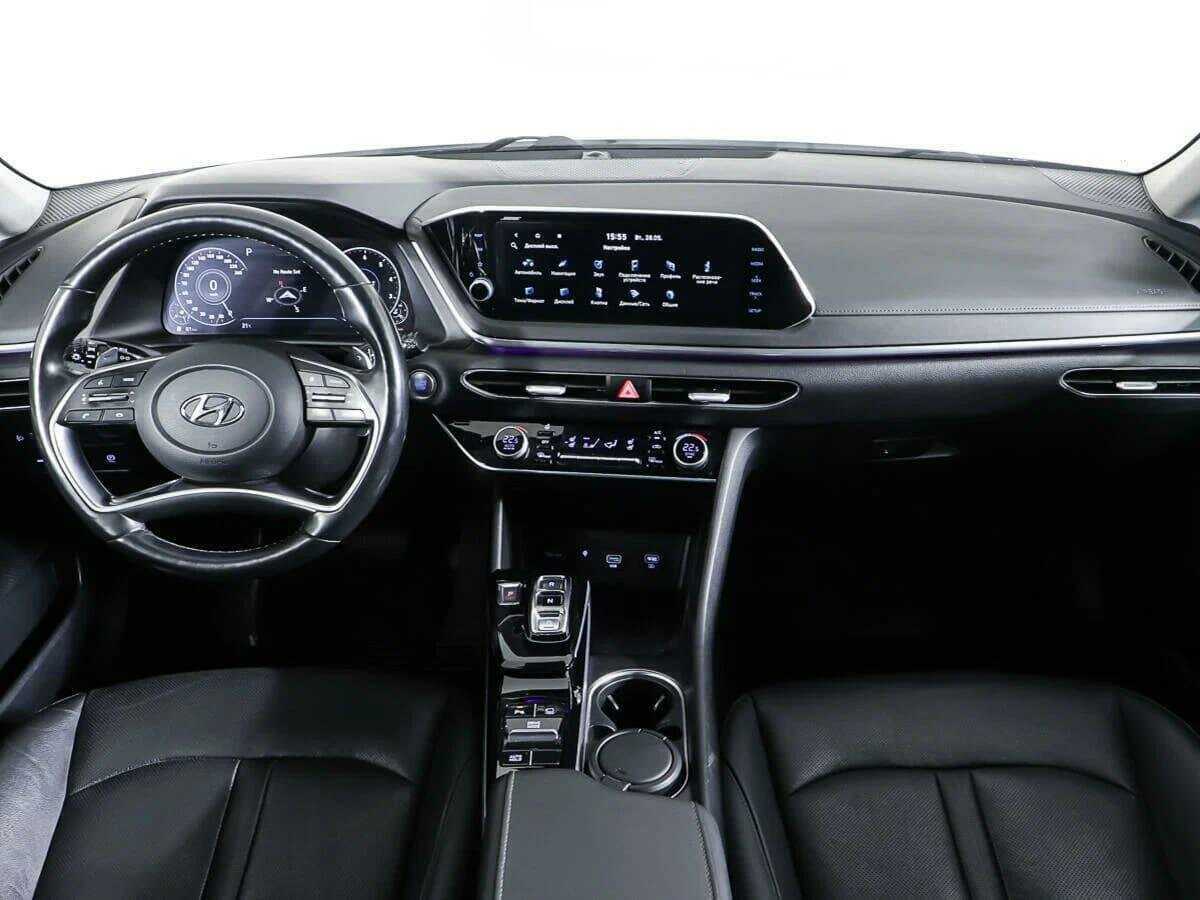 Hyundai Sonata с пробегом — 2020 год. Фото: #11