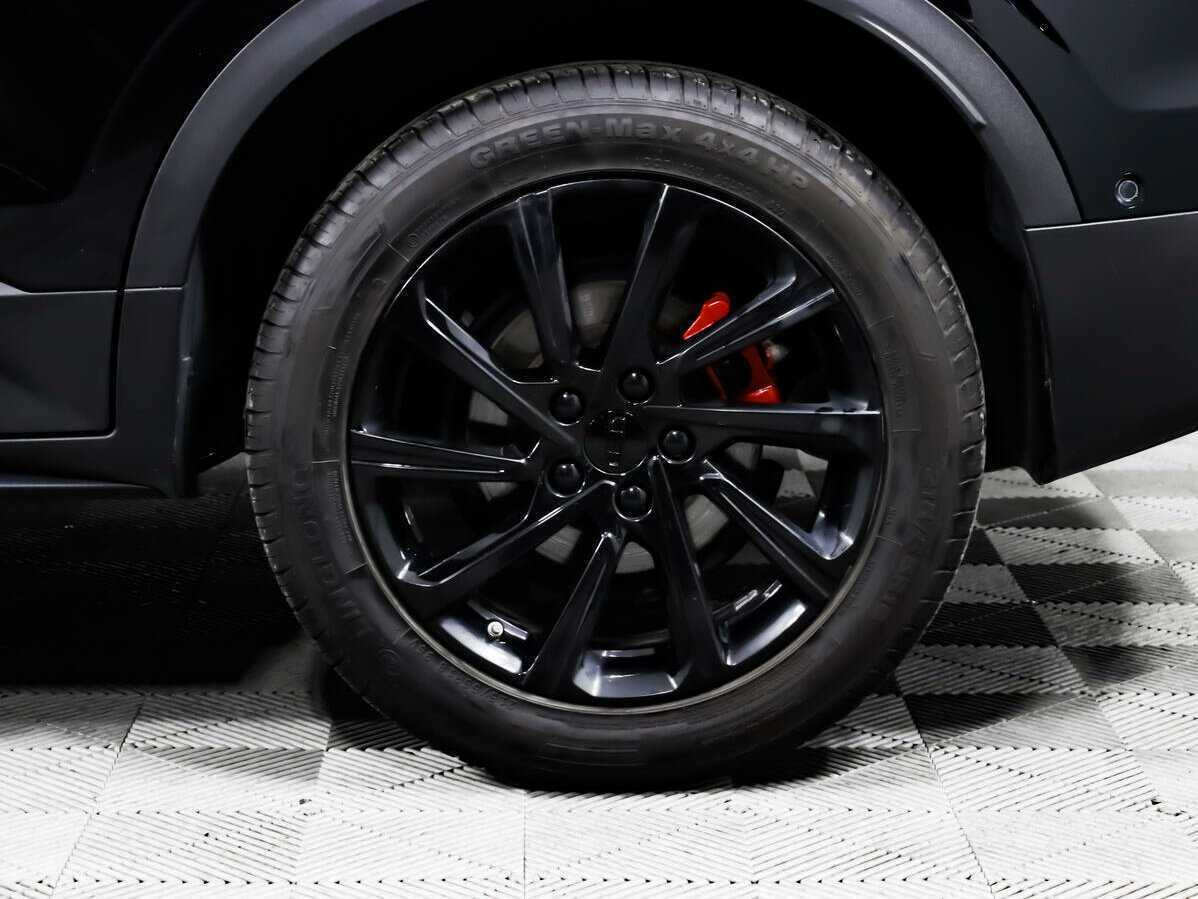 Geely Coolray с пробегом — 2022 год. Фото: #13