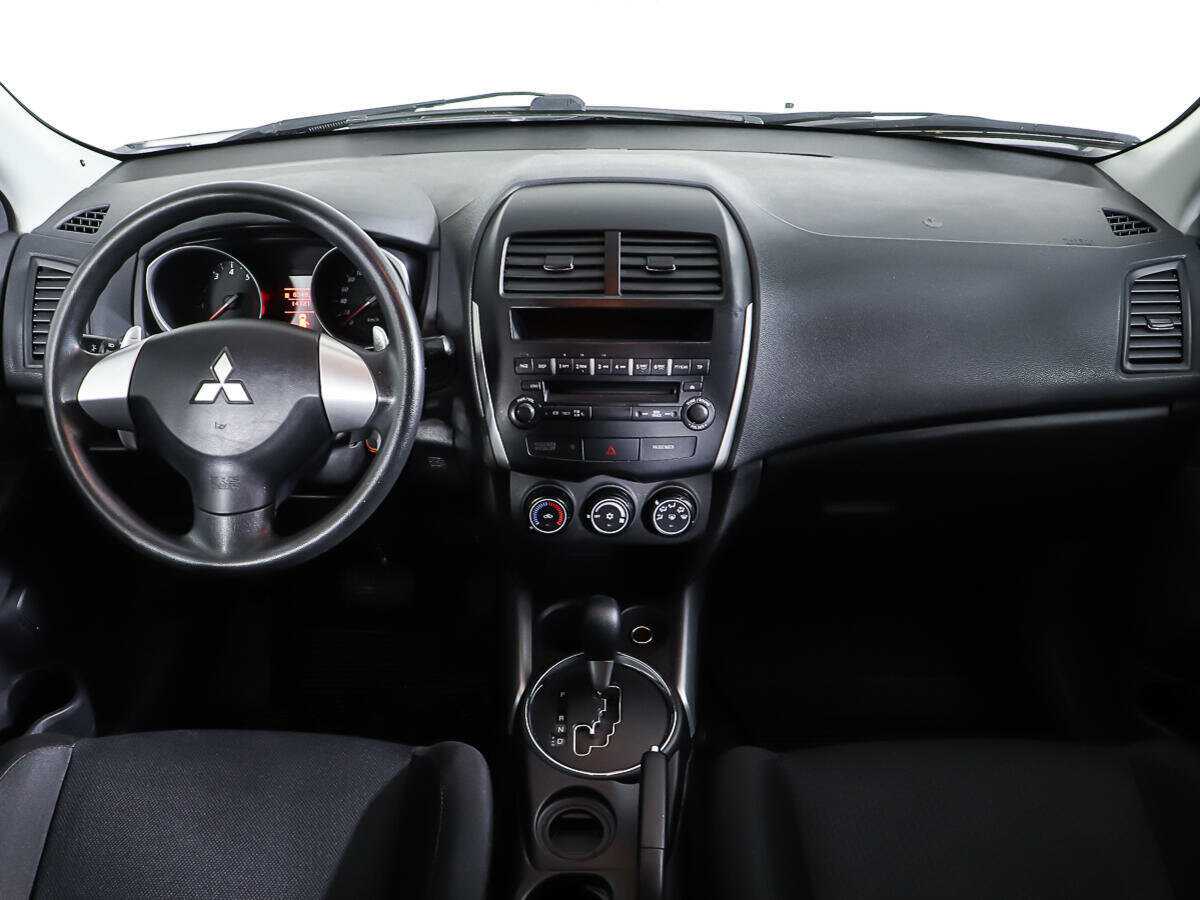 Mitsubishi ASX с пробегом — 2012 год. Фото: #10