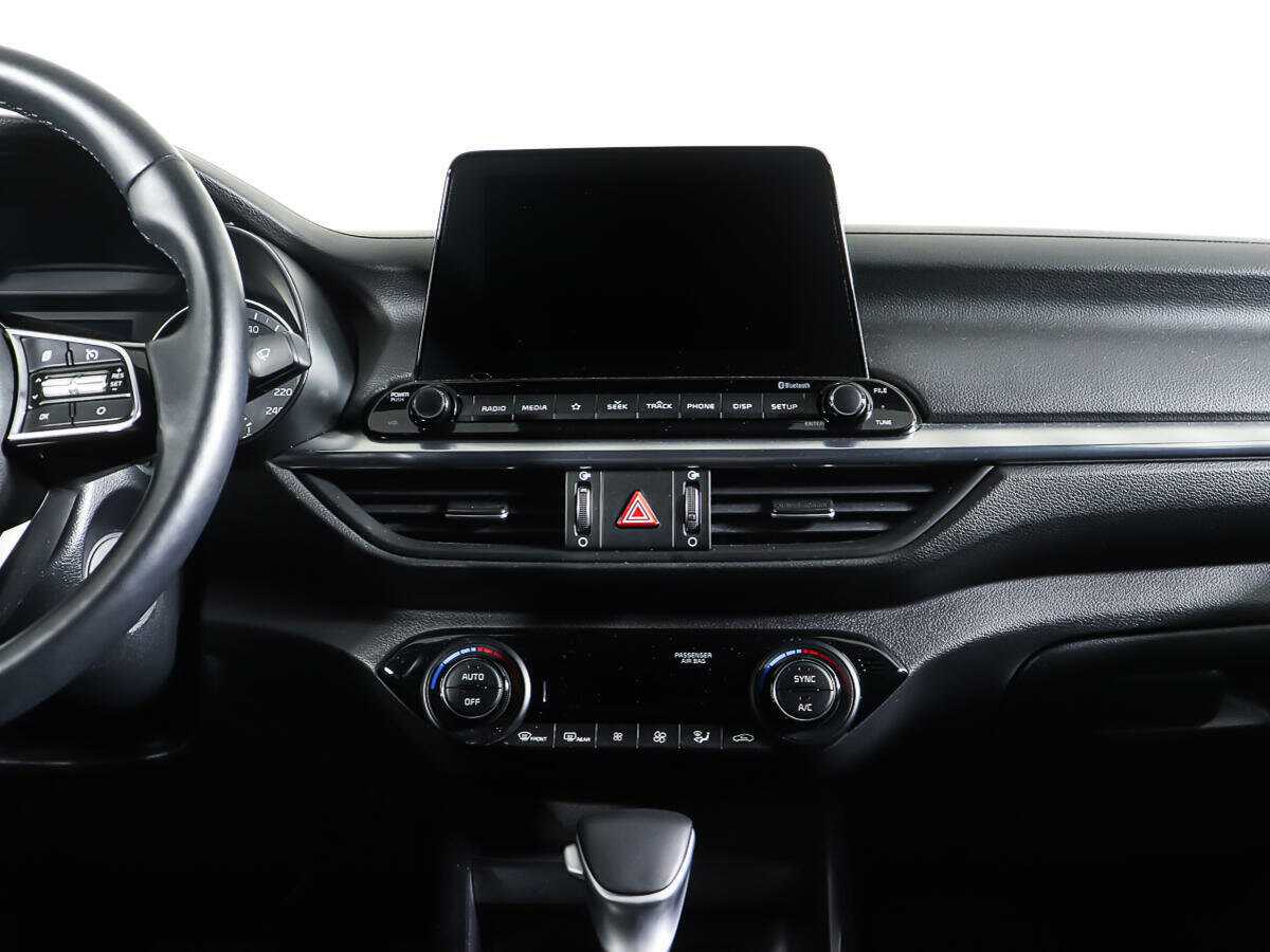 Kia Cerato с пробегом — 2020 год. Фото: #10