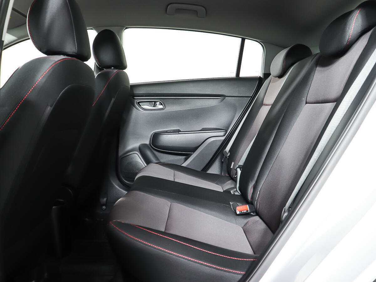 Kia Rio с пробегом — 2021 год. Фото: #10